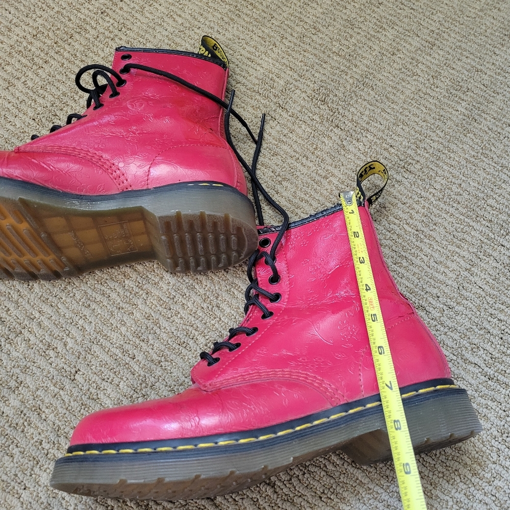 DR MARTENS Y2K flower embossed red Pascal leather combat boots 8 / 39 - Picture 6 of 16